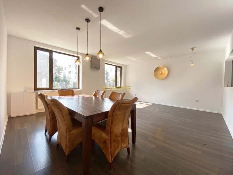 Aviatiei, metrou Aurel Vlaicu, vila P+2E, pod, 5 camere, 3 bai, curte 155 mp